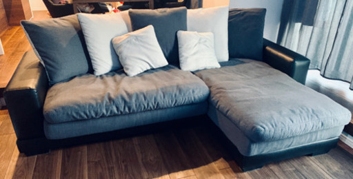 ニトリのクッションソファー