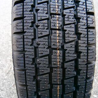 新品　冬用タイヤの画像