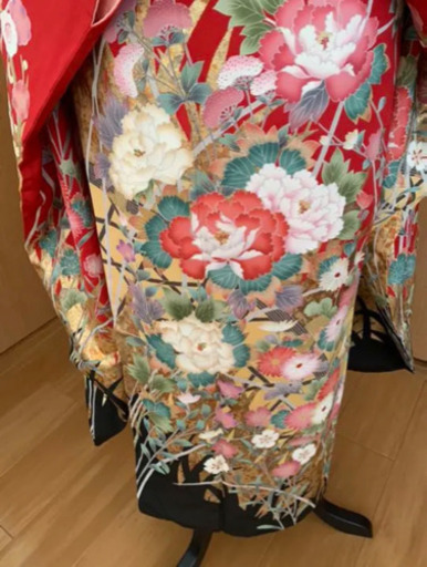 着物　豪華振袖　金彩