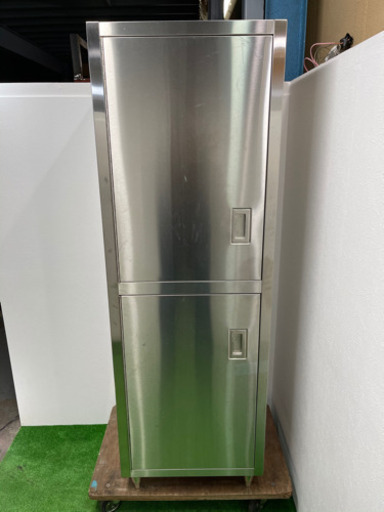業務用　ステンレス　食器棚　収納棚　2枚扉　店舗　飲食店　W600xD600xH1800mm