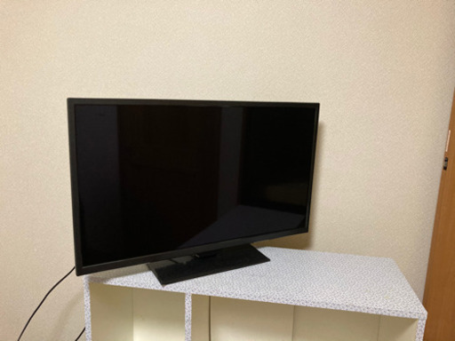 アズマ　32インチ　TV