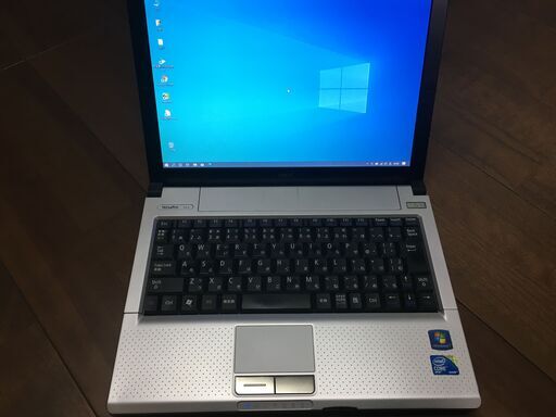 A4サイズの軽量ノート corei5 ssd120ギガ　メモリー4MB