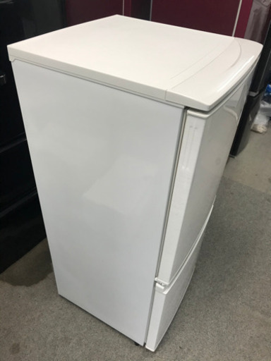 【取引中】シャープ　ノンフロン冷凍冷蔵庫　2018年製　137L SHARP