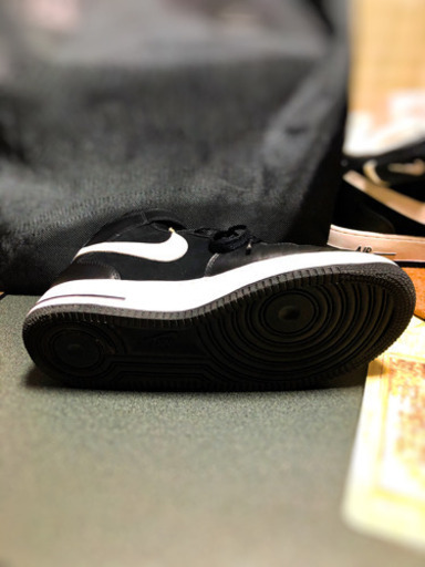 NIKE AIR FORCE 1  ナイキ　エアフォースワン