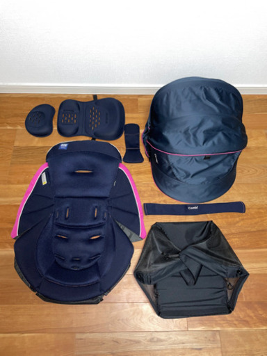 Combi ネムリエ オート4キャス UF-750 美品　値下げ！