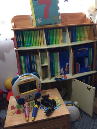 ディズニー英語フルセット25万で譲りたいですm(_ _)m