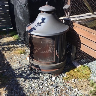 受け渡し予定者が決まりました。BBQのできる屋外暖炉