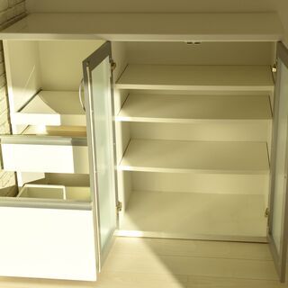 【美品】食器棚 キッチン収納棚 キッチンカウンター ダイニングボード キッチンボードの画像