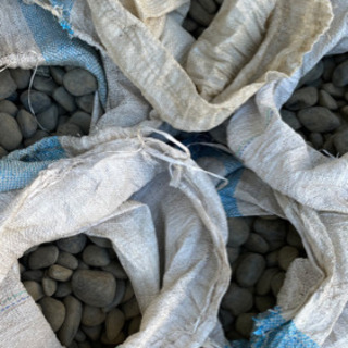 那智石 黒石 玉石 天然石 砂利の画像