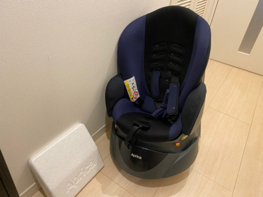 アップリカ　チャイルドシート　ディアターンプラス