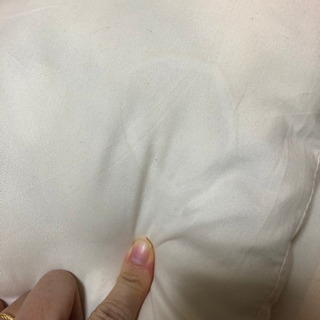 枕2つ 枕カバー新品あり【取引中】の画像