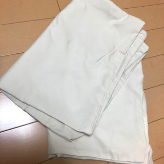 枕2つ 枕カバー新品あり【取引中】の画像