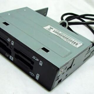 3.5インチベイ内蔵用メモリーカードリーダー SDHC対応