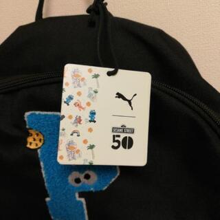 プーマ×セサミストリート　リュック　限定　コラボ　50周年の画像