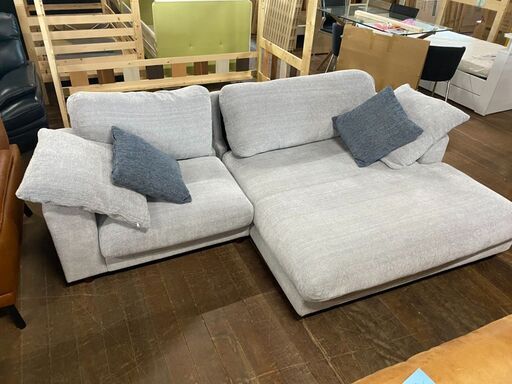 でっかいカウチソファー！１６万円を29800円で販売します。スレあります。