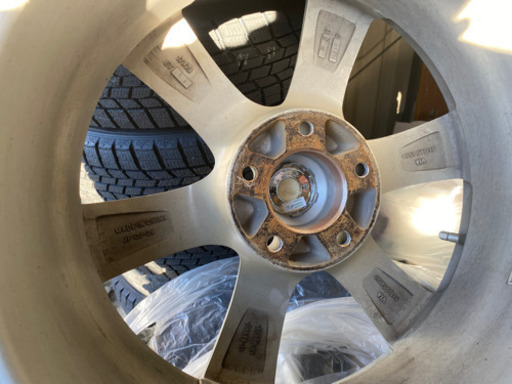 これから必要なスタッドレス　51のエルグランドで使用