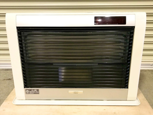 ◆CORONA コロナ アグレシオ FF式 石油ストーブ FF-AG6813H 燃焼確認済み 密閉式 2013年製 給排気筒無し◆