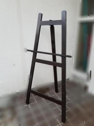 イーゼル　絵を描く方、看板たてに！