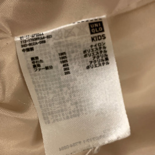 ユニクロ　130サイズ　中綿コートの画像