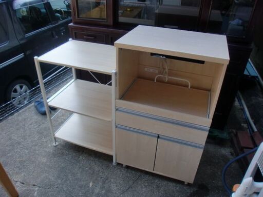 豊田市に変更！キッチンボート①+3段ラック②　中古