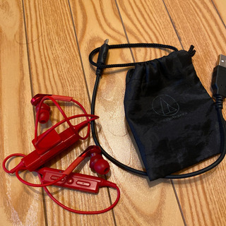 Bluetoothワイヤレスイヤホン＊格安＊美品＊audio-technicaの画像