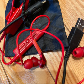 Bluetoothワイヤレスイヤホン＊格安＊美品＊audio-technicaの画像