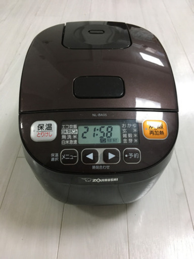 象印　炊飯器　3合炊き　2016年製