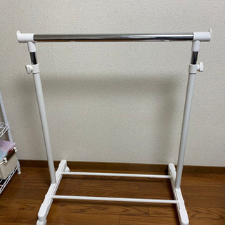 ハンガーラック