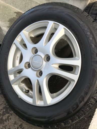 スタッドレスタイヤ4本ホイルセット