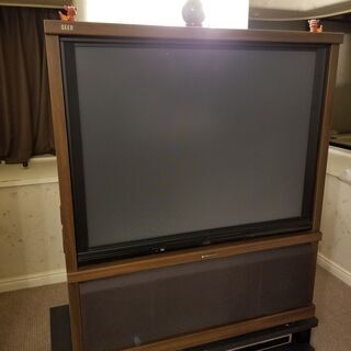 テレビ（プロジェクターTVキャスター付き）差し上げます