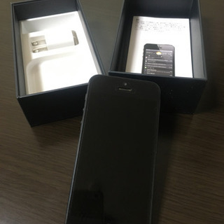 iPhone 5 32GBブラックの画像