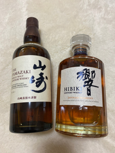 サントリー　山崎700ml  1本　響700ml 2本