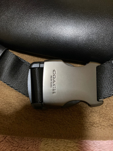 coachボディーバッグ