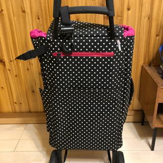 お値下げしました。保冷キャスターカートの画像