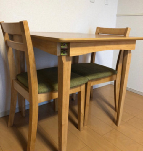 ダイニングテーブル　3点セット