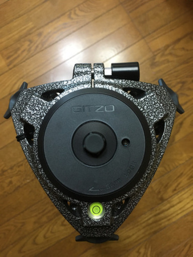 〈未使用美品〉GITZOジッツオ　システマティックカーボン三脚　GT4533LS