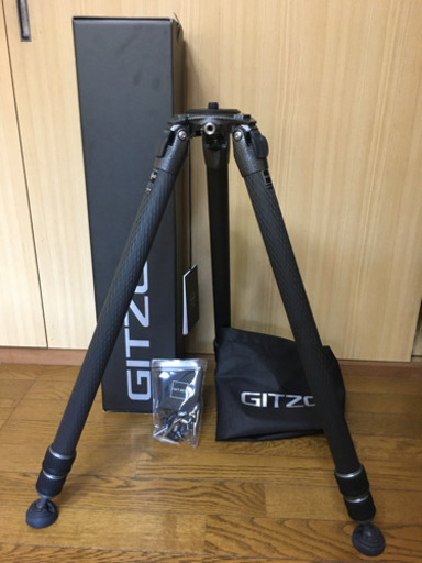 〈未使用美品〉GITZOジッツオ　システマティックカーボン三脚　GT4533LS