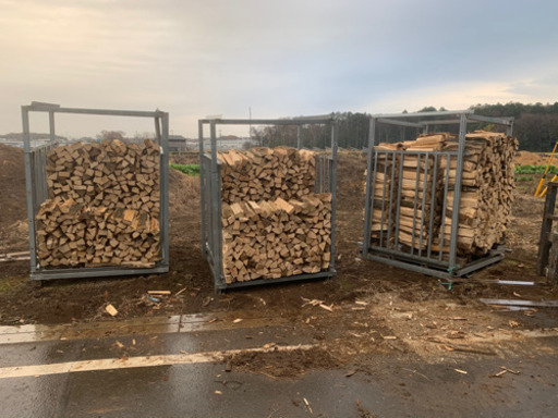 パレット1つ約300k樫のみ