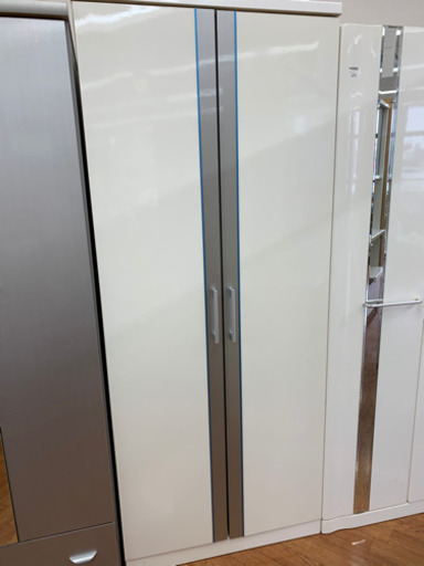 鏡付！共和産業の大きめワードローブです！