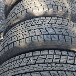 215/65R16 98Q ダンロップ SUV用 スタッドレスタ...