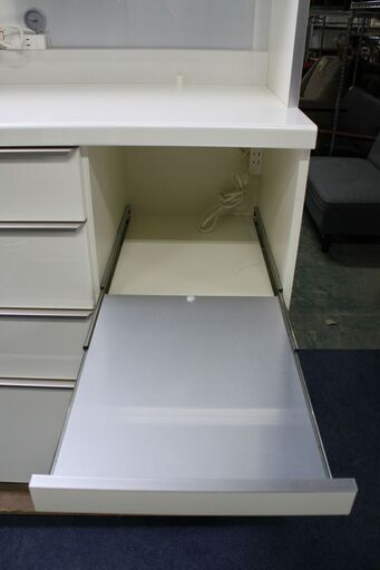 R2401) Pamouna 中古 パモウナキッチンボード 食器棚 店頭取引大歓迎♪