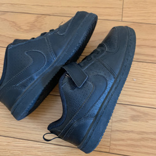 NIKE 子供用靴の画像