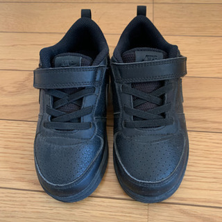 NIKE 子供用靴の画像