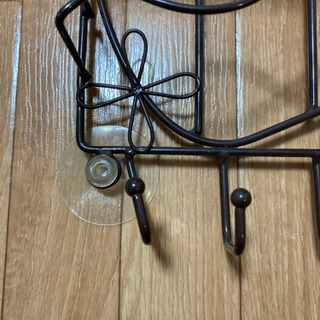 ※急募※吸盤取り付け収納の画像