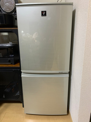 SHARP　冷蔵庫　プラズマクラスター　137L