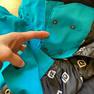 newrallスノボウェアの画像