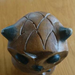 【フクロウの木彫り】の画像