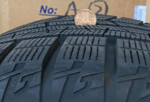 $$値下げ$$ YOKOHAMA ice GUARD IG 60 スタッドレスタイヤ(ホイール付き)