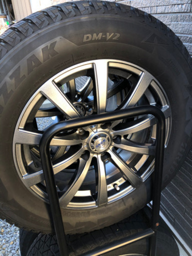 ブリヂストン　スタッドレスタイヤ　エクストレイル　225/65R17　4本セット