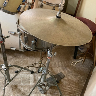【Pearl】ドラムセット(スネア、ハイハット、シンバルスタンド付き)の画像